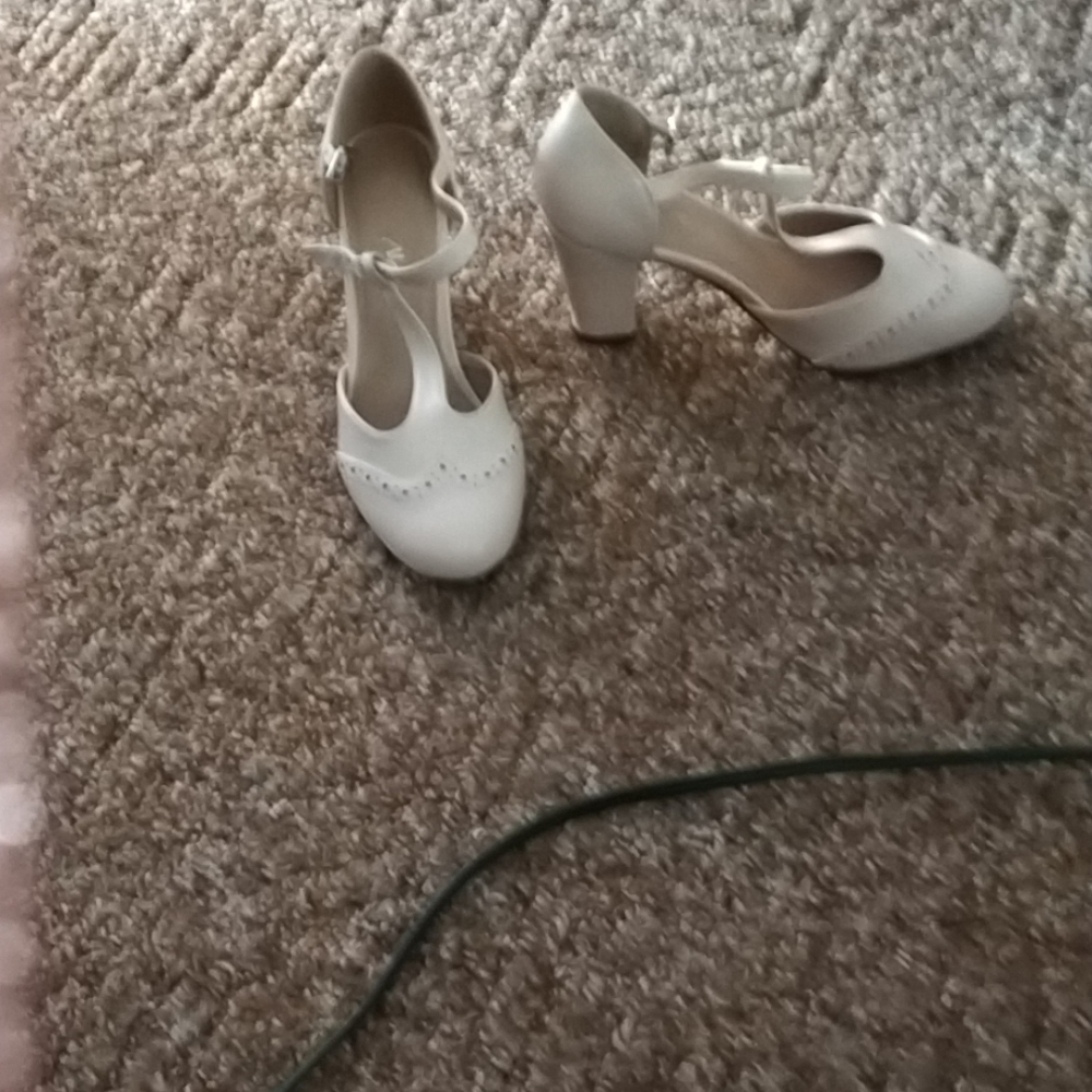 Shoes - Picture 2 of 3